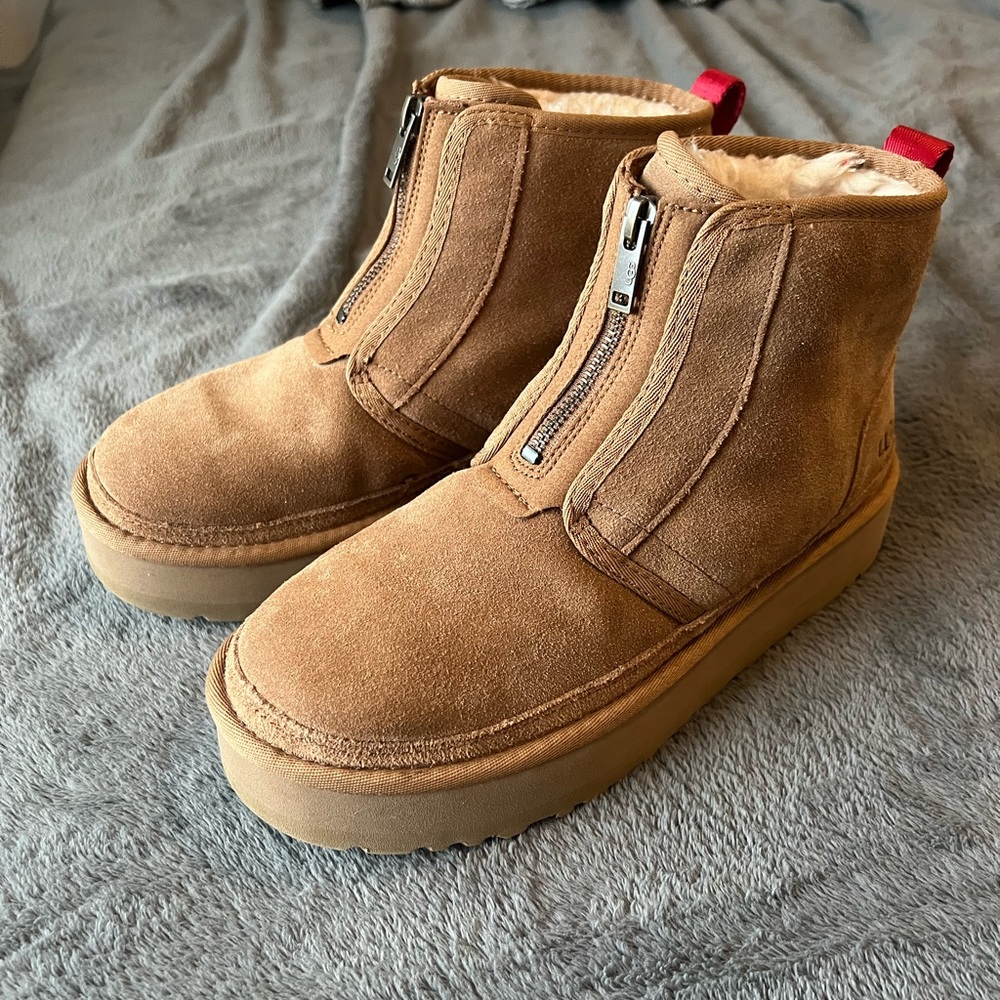 Platform Chestnut zipper Uggs. Size 9.